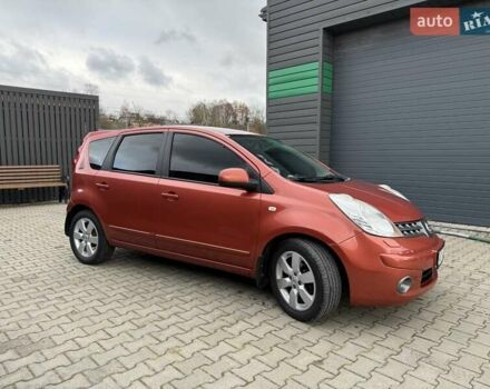 Оранжевый Ниссан Ноут, объемом двигателя 1.6 л и пробегом 130 тыс. км за 7000 $, фото 3 на Automoto.ua