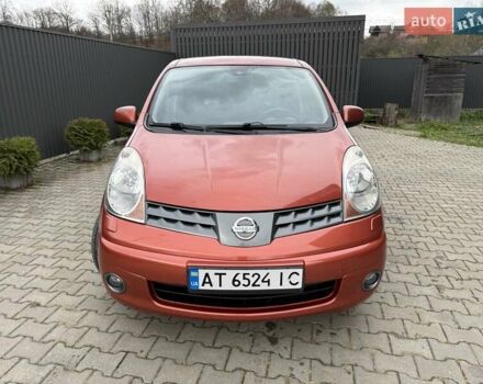 Оранжевый Ниссан Ноут, объемом двигателя 1.6 л и пробегом 130 тыс. км за 7000 $, фото 1 на Automoto.ua