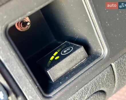 Оранжевый Ниссан Ноут, объемом двигателя 1.6 л и пробегом 235 тыс. км за 6000 $, фото 16 на Automoto.ua