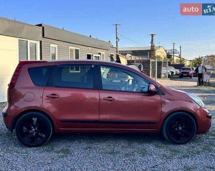 Оранжевый Ниссан Ноут, объемом двигателя 1.6 л и пробегом 235 тыс. км за 6000 $, фото 4 на Automoto.ua