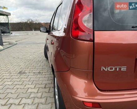 Оранжевый Ниссан Ноут, объемом двигателя 1.6 л и пробегом 130 тыс. км за 7000 $, фото 7 на Automoto.ua