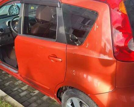 Помаранчевий Ніссан Ноут, об'ємом двигуна 1.6 л та пробігом 150 тис. км за 6500 $, фото 3 на Automoto.ua