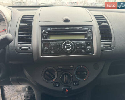 Помаранчевий Ніссан Ноут, об'ємом двигуна 1.6 л та пробігом 204 тис. км за 6500 $, фото 13 на Automoto.ua