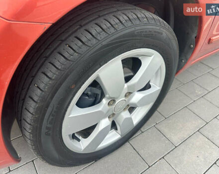 Ніссан Ноут 2008 у Мукачеве на Automoto.ua Помаранчевий Ніссан Ноут, об'ємом двигуна 1.6 л та пробігом 109 тис. км за 4900 $, фото 36 на Automoto.ua