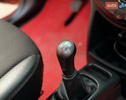Помаранчевий Ніссан Ноут, об'ємом двигуна 1.6 л та пробігом 180 тис. км за 4250 $, фото 14 на Automoto.ua