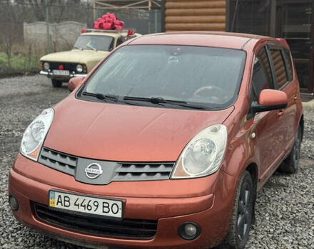 Помаранчевий Ніссан Ноут, об'ємом двигуна 1.6 л та пробігом 204 тис. км за 6500 $, фото 2 на Automoto.ua