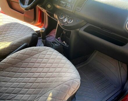 Оранжевый Ниссан Ноут, объемом двигателя 1.4 л и пробегом 257 тыс. км за 5000 $, фото 4 на Automoto.ua