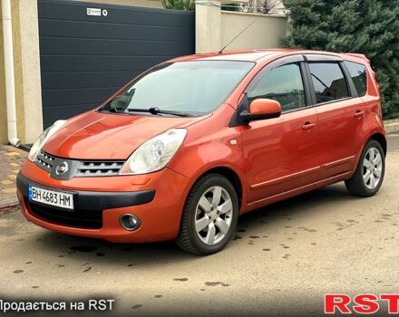 Оранжевый Ниссан Ноут, объемом двигателя 1.6 л и пробегом 18400 тыс. км за 6500 $, фото 1 на Automoto.ua