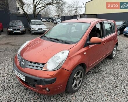 Оранжевый Ниссан Ноут, объемом двигателя 1.6 л и пробегом 155 тыс. км за 3300 $, фото 1 на Automoto.ua