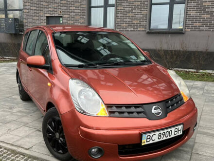 Оранжевый Ниссан Ноут, объемом двигателя 1.6 л и пробегом 231 тыс. км за 4199 $, фото 1 на Automoto.ua