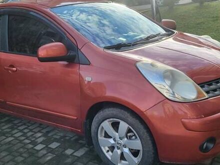 Оранжевый Ниссан Ноут, объемом двигателя 1.6 л и пробегом 150 тыс. км за 6500 $, фото 1 на Automoto.ua