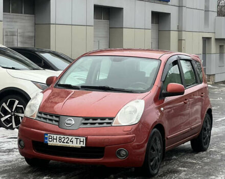 Оранжевый Ниссан Ноут, объемом двигателя 1.6 л и пробегом 125 тыс. км за 6800 $, фото 1 на Automoto.ua
