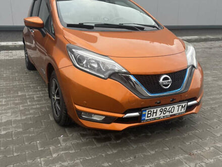 Помаранчевий Ніссан Ноут, об'ємом двигуна 1.2 л та пробігом 55 тис. км за 10900 $, фото 1 на Automoto.ua