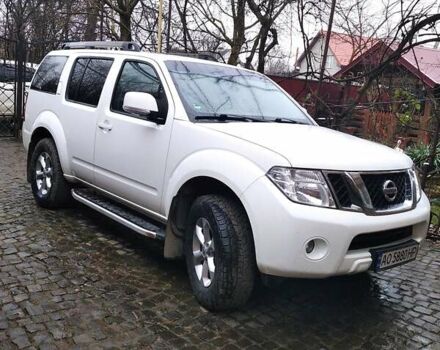Белый Ниссан Патфайндер, объемом двигателя 2.5 л и пробегом 255 тыс. км за 14900 $, фото 10 на Automoto.ua