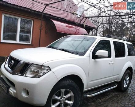 Белый Ниссан Патфайндер, объемом двигателя 2.5 л и пробегом 255 тыс. км за 14900 $, фото 12 на Automoto.ua