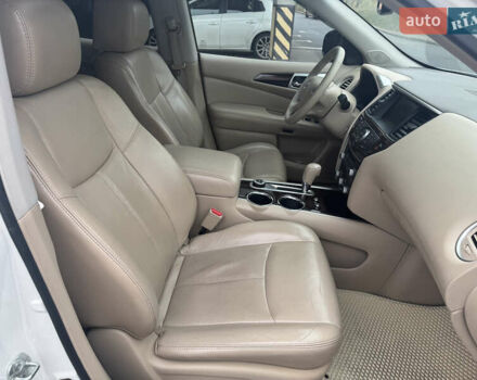 Белый Ниссан Патфайндер, объемом двигателя 3.5 л и пробегом 267 тыс. км за 13499 $, фото 42 на Automoto.ua