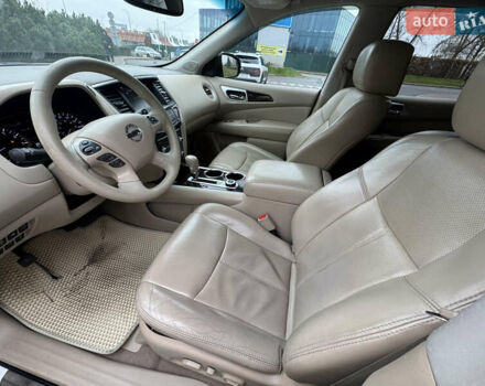 Белый Ниссан Патфайндер, объемом двигателя 3.5 л и пробегом 267 тыс. км за 13499 $, фото 16 на Automoto.ua
