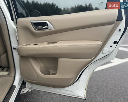 Белый Ниссан Патфайндер, объемом двигателя 3.5 л и пробегом 267 тыс. км за 13499 $, фото 35 на Automoto.ua