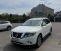Белый Ниссан Патфайндер, объемом двигателя 3.5 л и пробегом 230 тыс. км за 12500 $, фото 7 на Automoto.ua