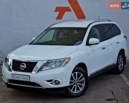 Білий Ніссан Патфайндер, об'ємом двигуна 2.5 л та пробігом 223 тис. км за 13490 $, фото 12 на Automoto.ua