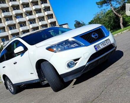 Белый Ниссан Патфайндер, объемом двигателя 2.49 л и пробегом 270 тыс. км за 12399 $, фото 9 на Automoto.ua