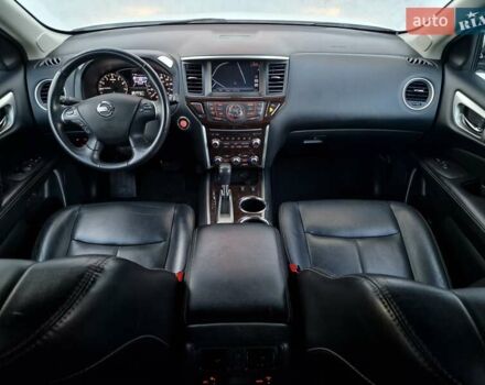 Білий Ніссан Патфайндер, об'ємом двигуна 2.5 л та пробігом 223 тис. км за 13490 $, фото 51 на Automoto.ua