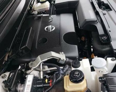 Белый Ниссан Патфайндер, объемом двигателя 3.5 л и пробегом 250 тыс. км за 12700 $, фото 27 на Automoto.ua