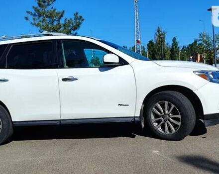 Белый Ниссан Патфайндер, объемом двигателя 2.49 л и пробегом 270 тыс. км за 12399 $, фото 8 на Automoto.ua