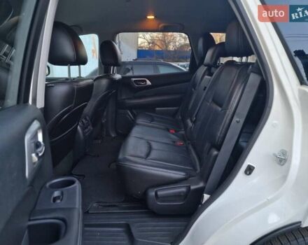 Білий Ніссан Патфайндер, об'ємом двигуна 2.5 л та пробігом 223 тис. км за 13490 $, фото 48 на Automoto.ua