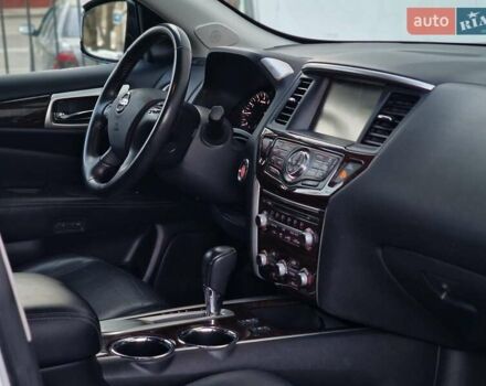 Білий Ніссан Патфайндер, об'ємом двигуна 2.5 л та пробігом 223 тис. км за 13490 $, фото 43 на Automoto.ua