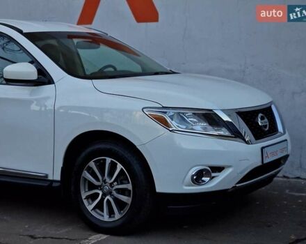 Білий Ніссан Патфайндер, об'ємом двигуна 2.5 л та пробігом 223 тис. км за 13490 $, фото 20 на Automoto.ua