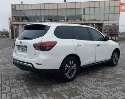 Белый Ниссан Патфайндер, объемом двигателя 3.5 л и пробегом 250 тыс. км за 12700 $, фото 7 на Automoto.ua