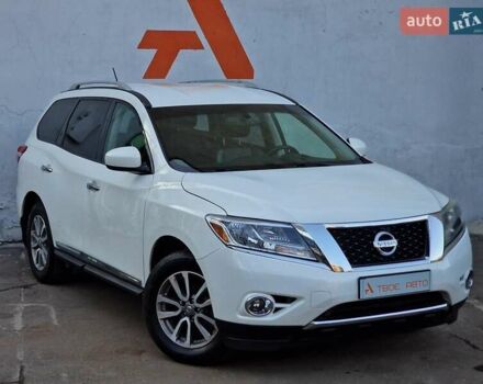 Білий Ніссан Патфайндер, об'ємом двигуна 2.5 л та пробігом 223 тис. км за 13490 $, фото 8 на Automoto.ua