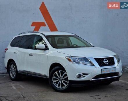 Білий Ніссан Патфайндер, об'ємом двигуна 2.5 л та пробігом 223 тис. км за 13490 $, фото 7 на Automoto.ua