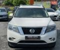 Белый Ниссан Патфайндер, объемом двигателя 2.5 л и пробегом 143 тыс. км за 12600 $, фото 1 на Automoto.ua