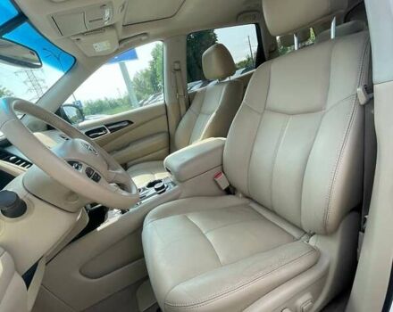 Белый Ниссан Патфайндер, объемом двигателя 2.5 л и пробегом 143 тыс. км за 12600 $, фото 8 на Automoto.ua