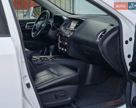 Білий Ніссан Патфайндер, об'ємом двигуна 2.5 л та пробігом 223 тис. км за 13490 $, фото 39 на Automoto.ua