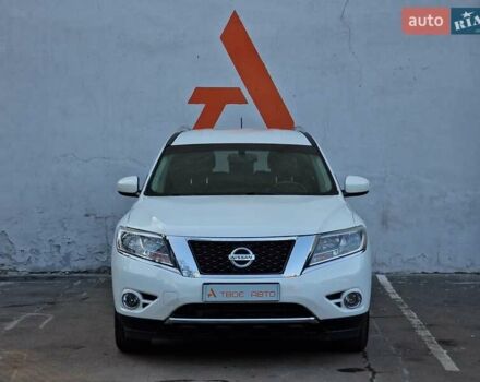Білий Ніссан Патфайндер, об'ємом двигуна 2.5 л та пробігом 223 тис. км за 13490 $, фото 1 на Automoto.ua