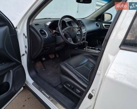 Білий Ніссан Патфайндер, об'ємом двигуна 2.5 л та пробігом 223 тис. км за 13490 $, фото 35 на Automoto.ua