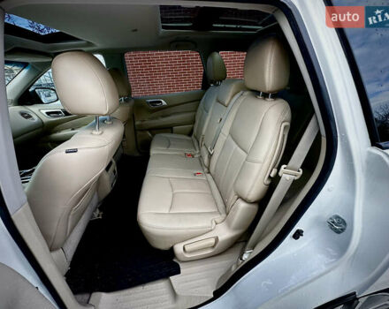 Белый Ниссан Патфайндер, объемом двигателя 2.5 л и пробегом 220 тыс. км за 11900 $, фото 14 на Automoto.ua