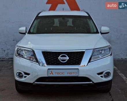 Білий Ніссан Патфайндер, об'ємом двигуна 2.5 л та пробігом 223 тис. км за 13490 $, фото 2 на Automoto.ua