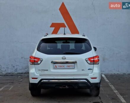 Білий Ніссан Патфайндер, об'ємом двигуна 2.5 л та пробігом 223 тис. км за 13490 $, фото 27 на Automoto.ua