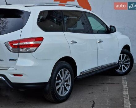 Білий Ніссан Патфайндер, об'ємом двигуна 2.5 л та пробігом 223 тис. км за 13490 $, фото 22 на Automoto.ua