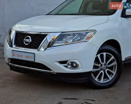 Білий Ніссан Патфайндер, об'ємом двигуна 2.5 л та пробігом 223 тис. км за 13490 $, фото 14 на Automoto.ua