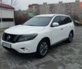 Белый Ниссан Патфайндер, объемом двигателя 3.5 л и пробегом 250 тыс. км за 12700 $, фото 12 на Automoto.ua