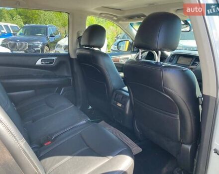 Белый Ниссан Патфайндер, объемом двигателя 2.5 л и пробегом 254 тыс. км за 13500 $, фото 24 на Automoto.ua