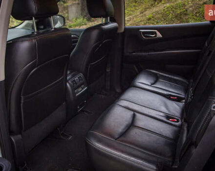 Ниссан Патфайндер 2014 в Житомире на Automoto.ua Белый Ниссан Патфайндер, объемом двигателя 2.5 л и пробегом 200 тыс. км за 14800 $, фото 14 на Automoto.ua