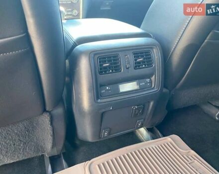 Белый Ниссан Патфайндер, объемом двигателя 2.5 л и пробегом 254 тыс. км за 13500 $, фото 22 на Automoto.ua