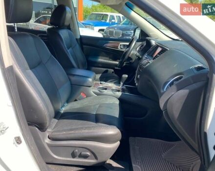 Белый Ниссан Патфайндер, объемом двигателя 2.5 л и пробегом 254 тыс. км за 13500 $, фото 25 на Automoto.ua