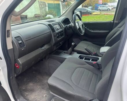 Ниссан Патфайндер 2014 в Киеве на Automoto.ua Белый Ниссан Патфайндер, объемом двигателя 2.5 л и пробегом 150 тыс. км за 6000 $, фото 2 на Automoto.ua